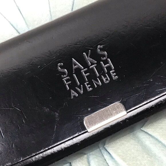 Vintage Black Saks Fifth Avenue Hard Shell Glasses Case - Picture 4 of 15